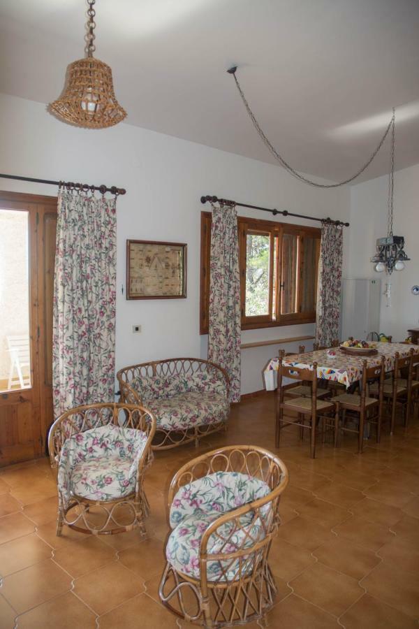 Veranda Piau Villa Tertenia
